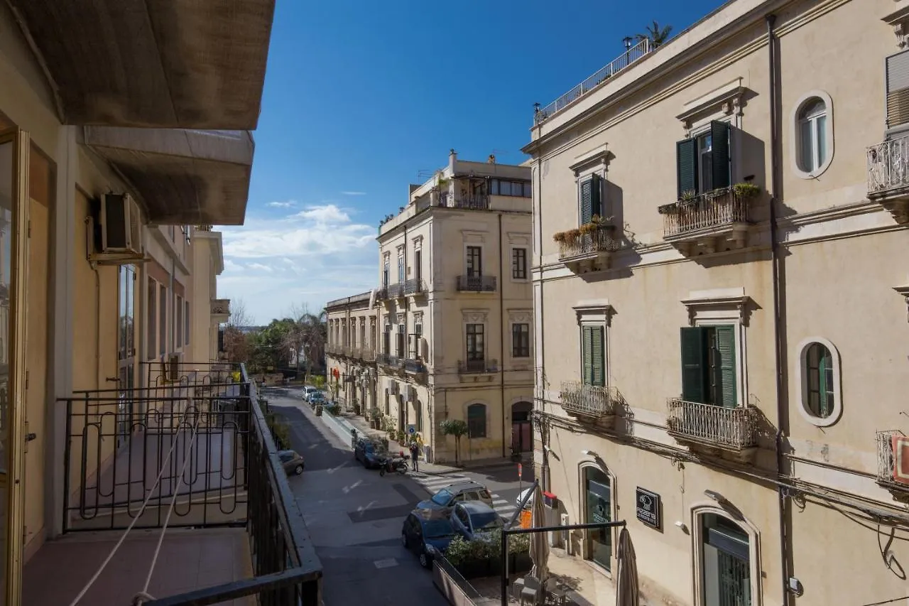 Ortigia Bridge Apartments Syracuse