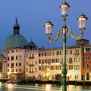 **** Hotel Carlton On The Grand Canal Italy