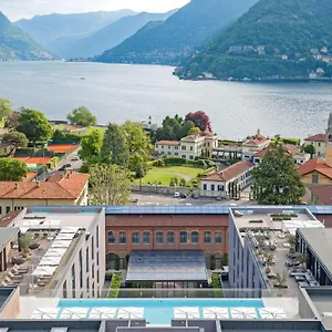 **** Hotel Hilton Lake Italy